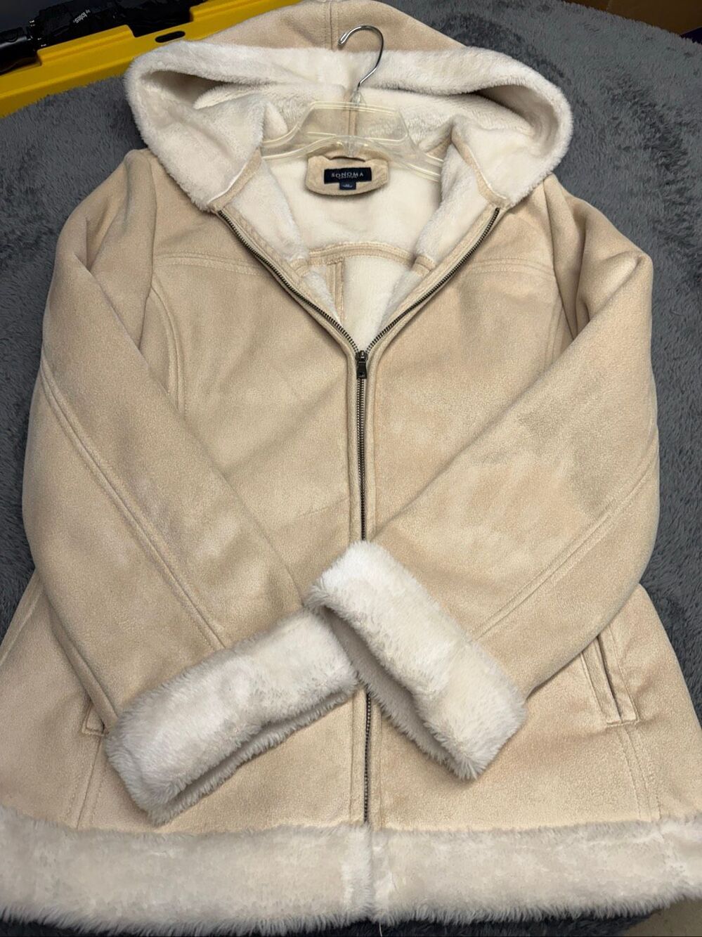 Sonoma Life + Style Faux Shearling Hooded Jacket, Size Women’s M in excellent sh